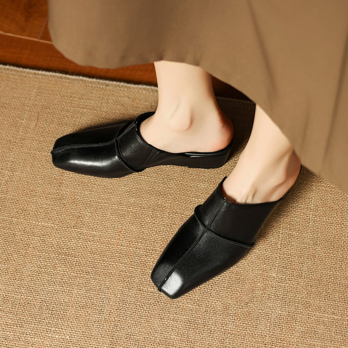 Halia | Mules in vera pelle con zeppa
