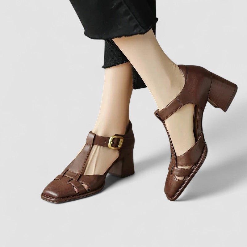 Véronique | Scarpe con cinturino a T e tacco largo