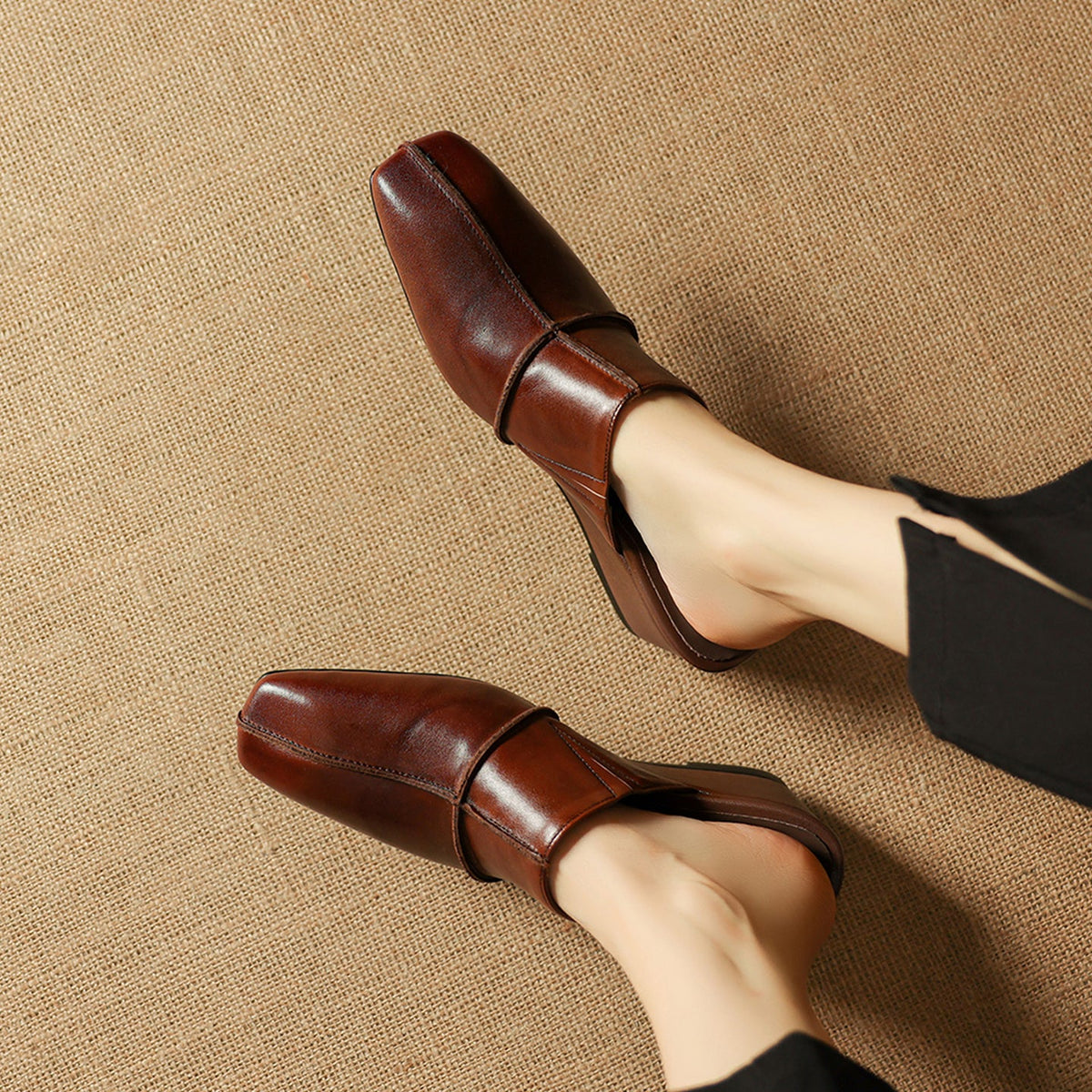 Halia | Mules in vera pelle con zeppa
