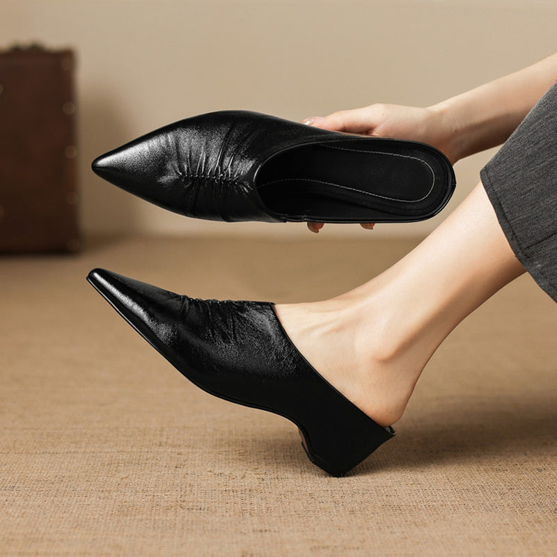 Miora | Mules in vera pelle a punta