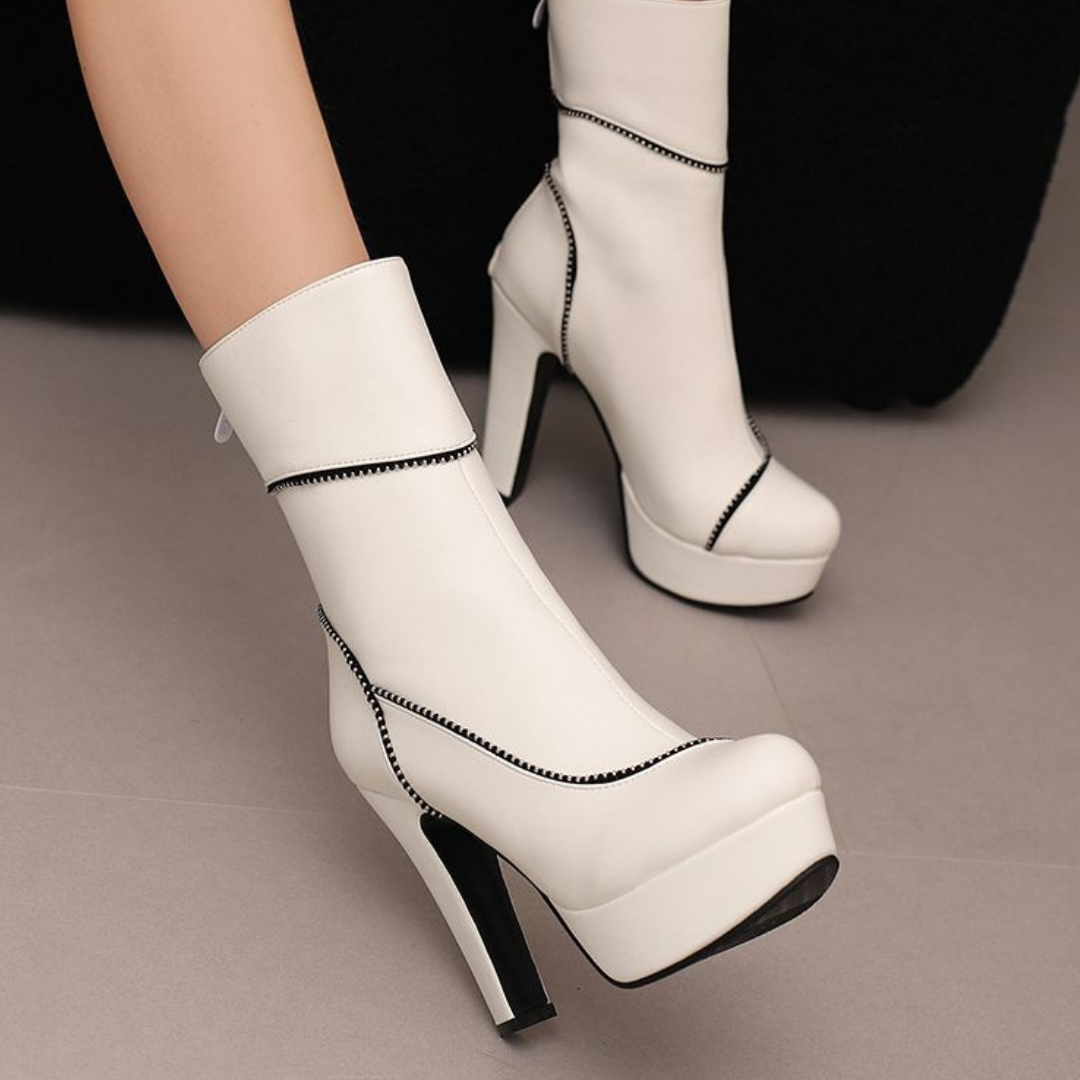Clarissa – Stivali con plateau e profili di strass