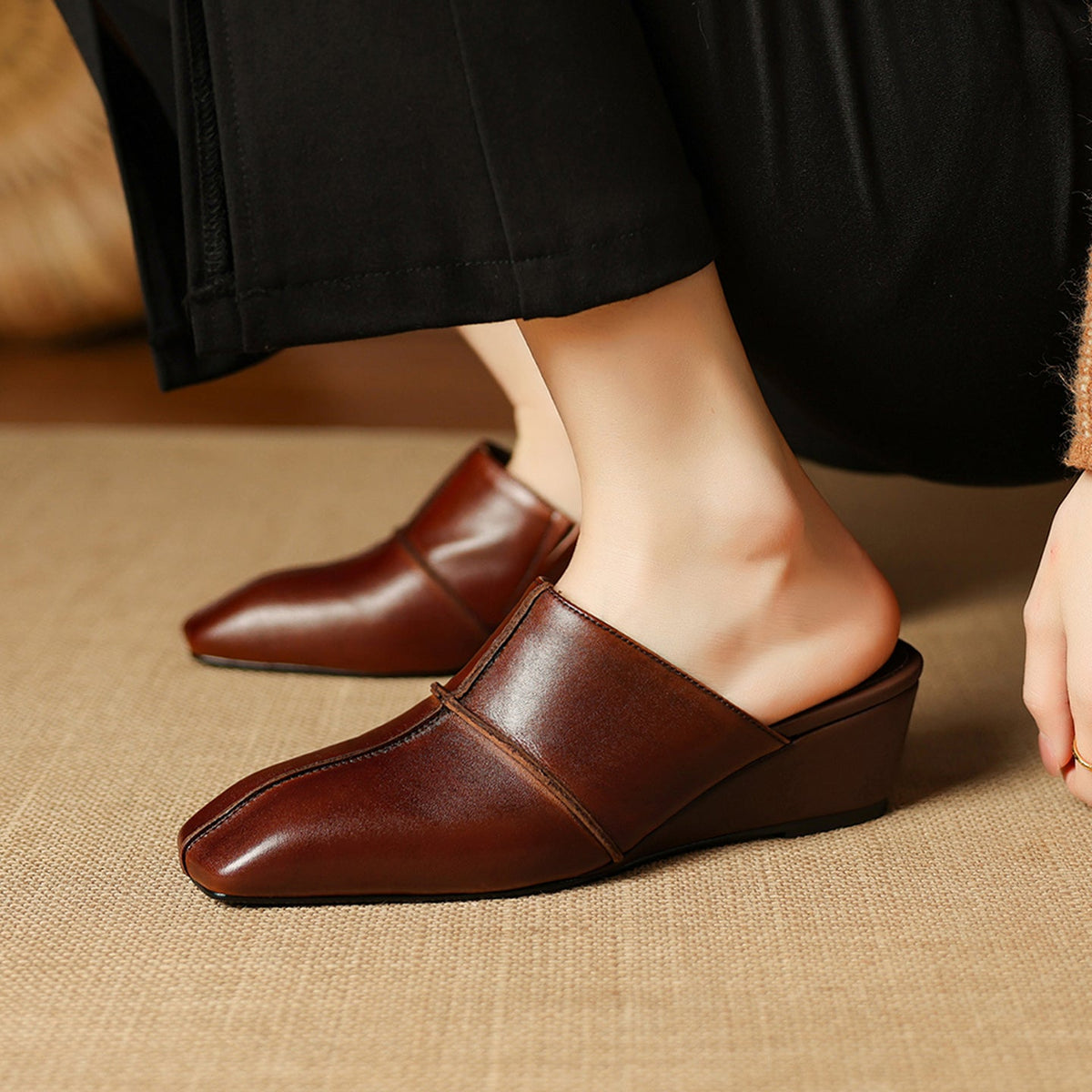 Halia | Mules in vera pelle con zeppa