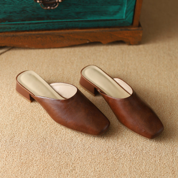 Lera | Mules in vera pelle a punta quadrata