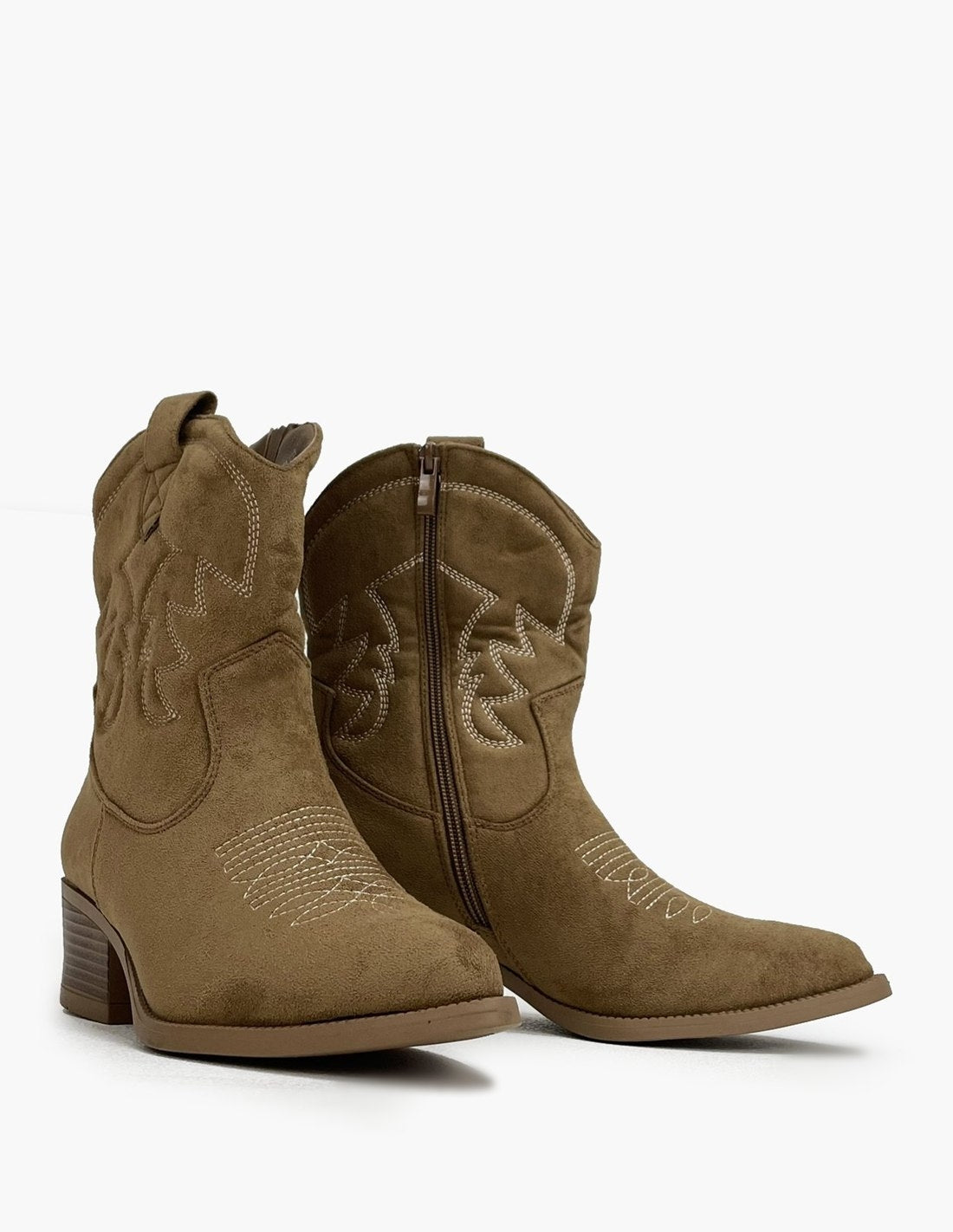 Stivaletti western marroni effetto camoscio