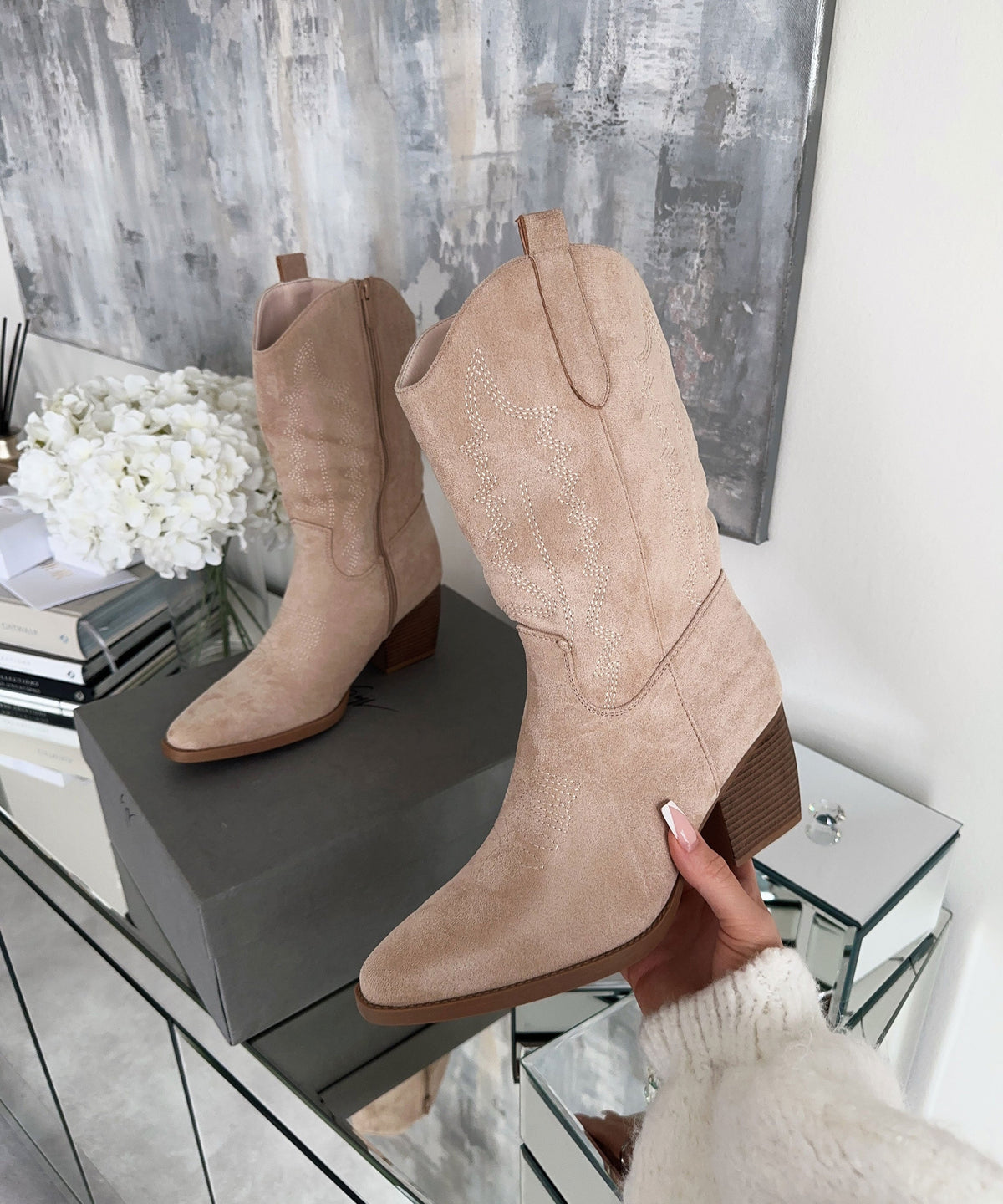 Selenay | Stivali cowboy midi effetto scamosciato beige