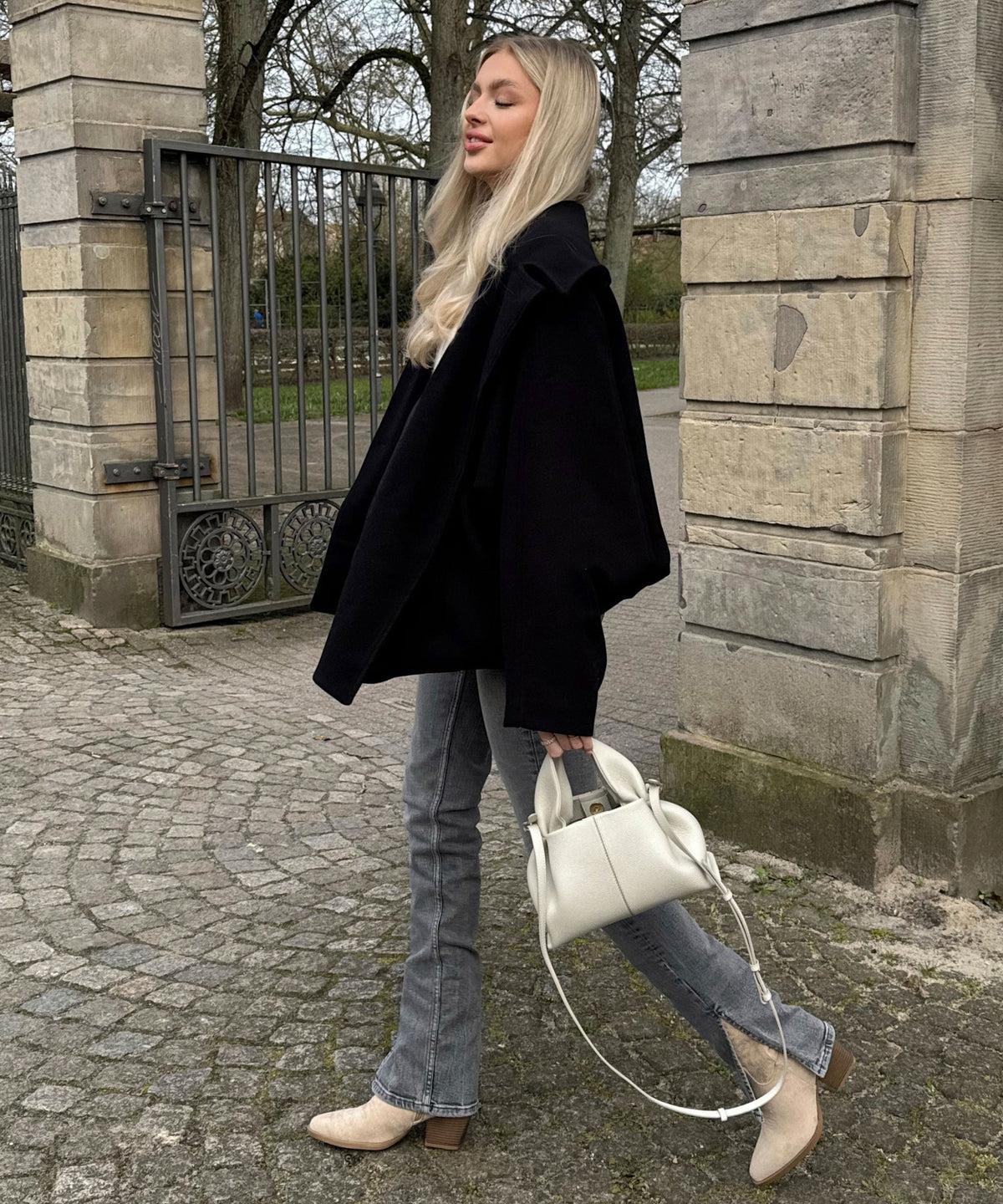 Selenay | Stivali cowboy midi effetto scamosciato beige