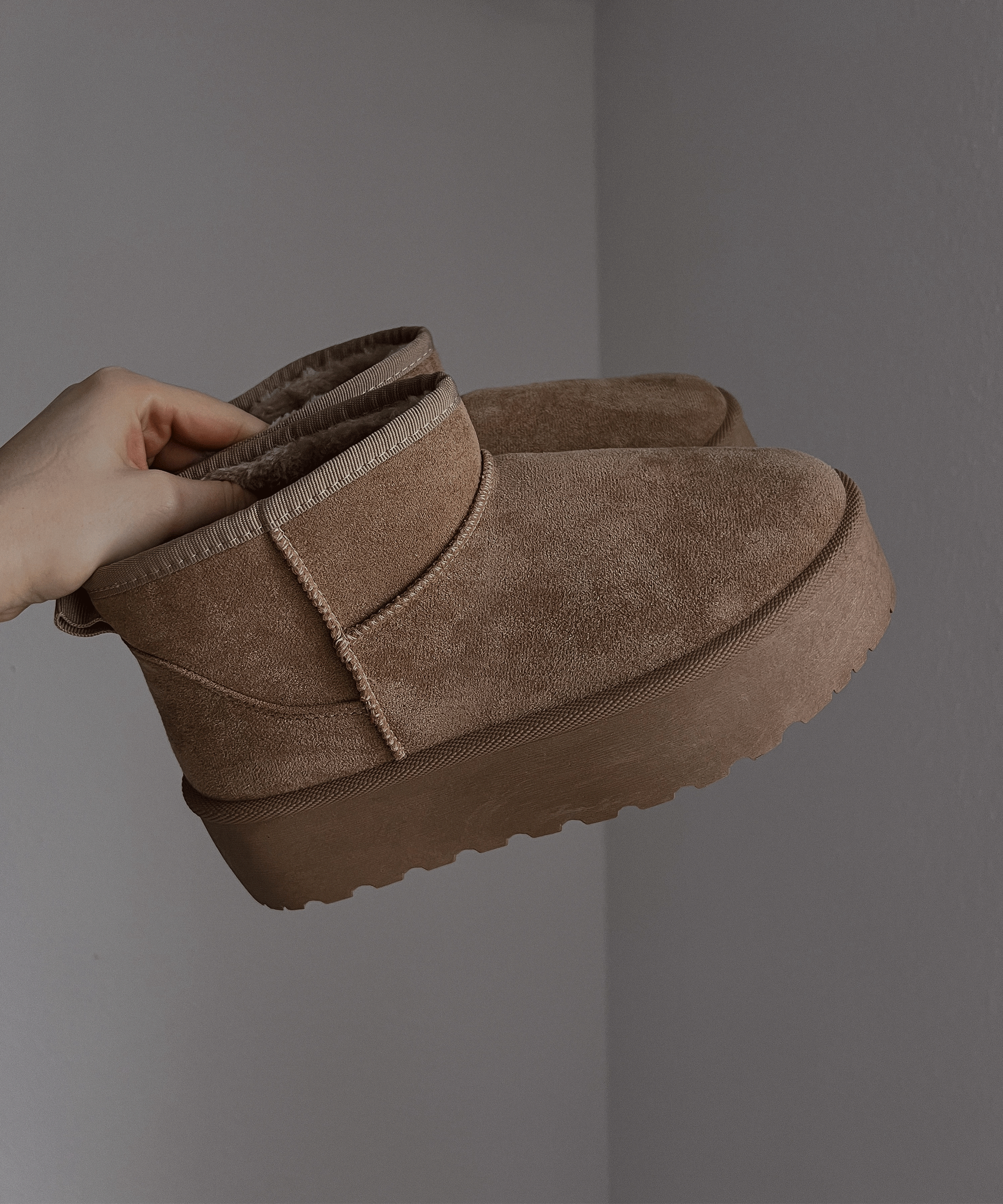 Nina | Stivaletti con plateau foderati cammello