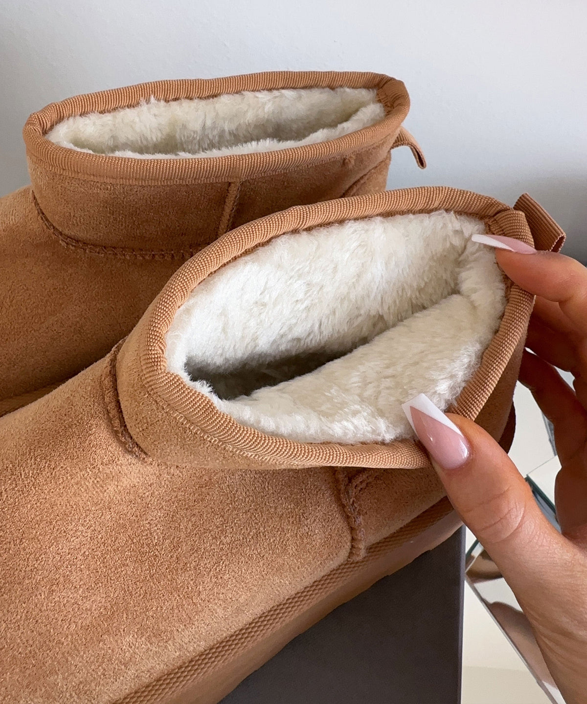 Nina | Stivaletti con plateau foderati castagna