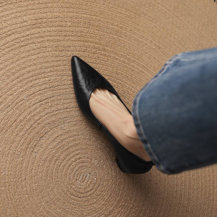 Nolia | Décolleté in vera pelle a punta