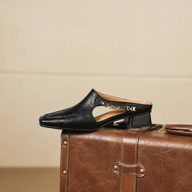 Vyla | Mules in vera pelle con catena