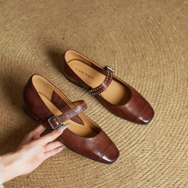 Rima | Mary Jane in vera pelle con borchie