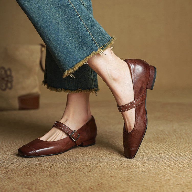 Rima | Mary Jane in vera pelle con borchie