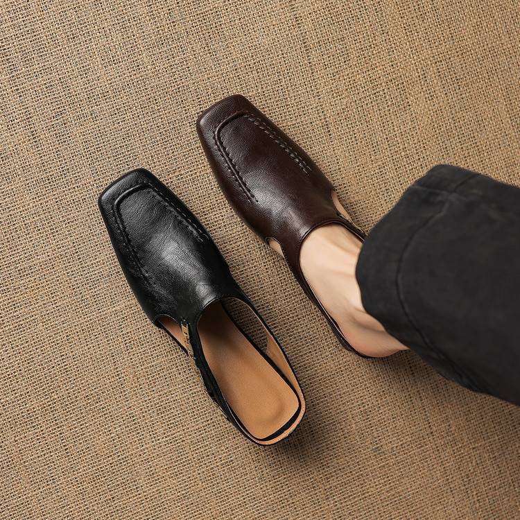 Vyla | Mules in vera pelle con catena