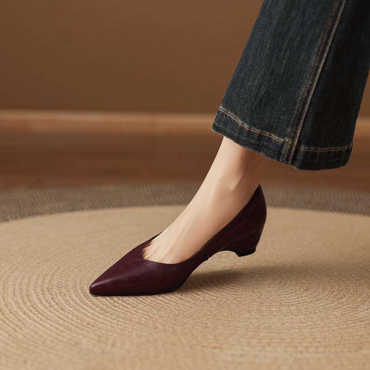 Nolia | Décolleté in vera pelle a punta