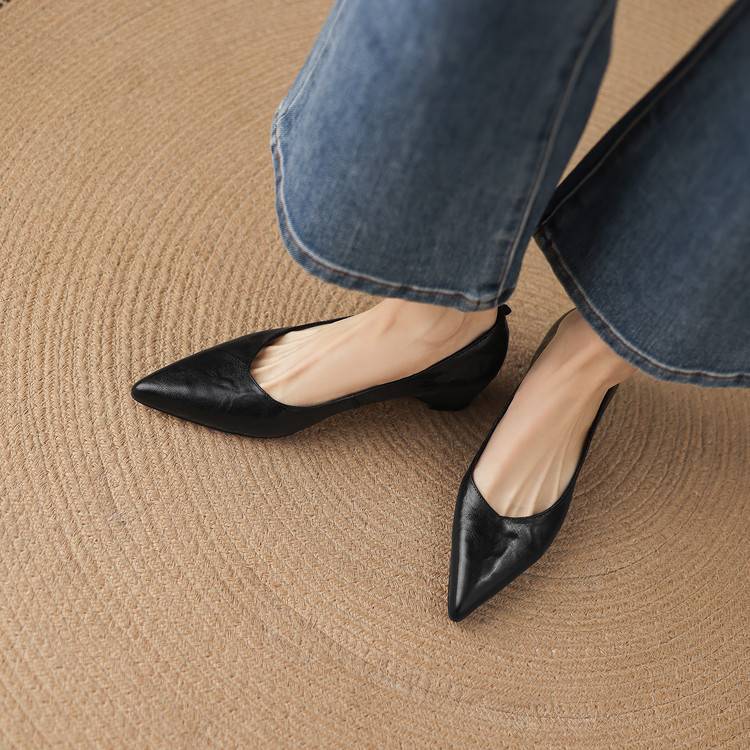Nolia | Décolleté in vera pelle a punta