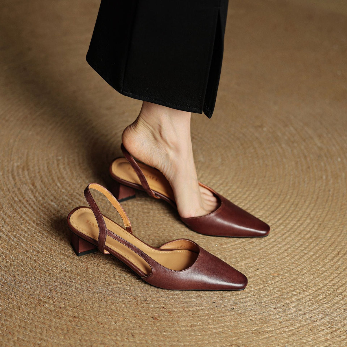 Gina | Slingback in vera pelle a punta