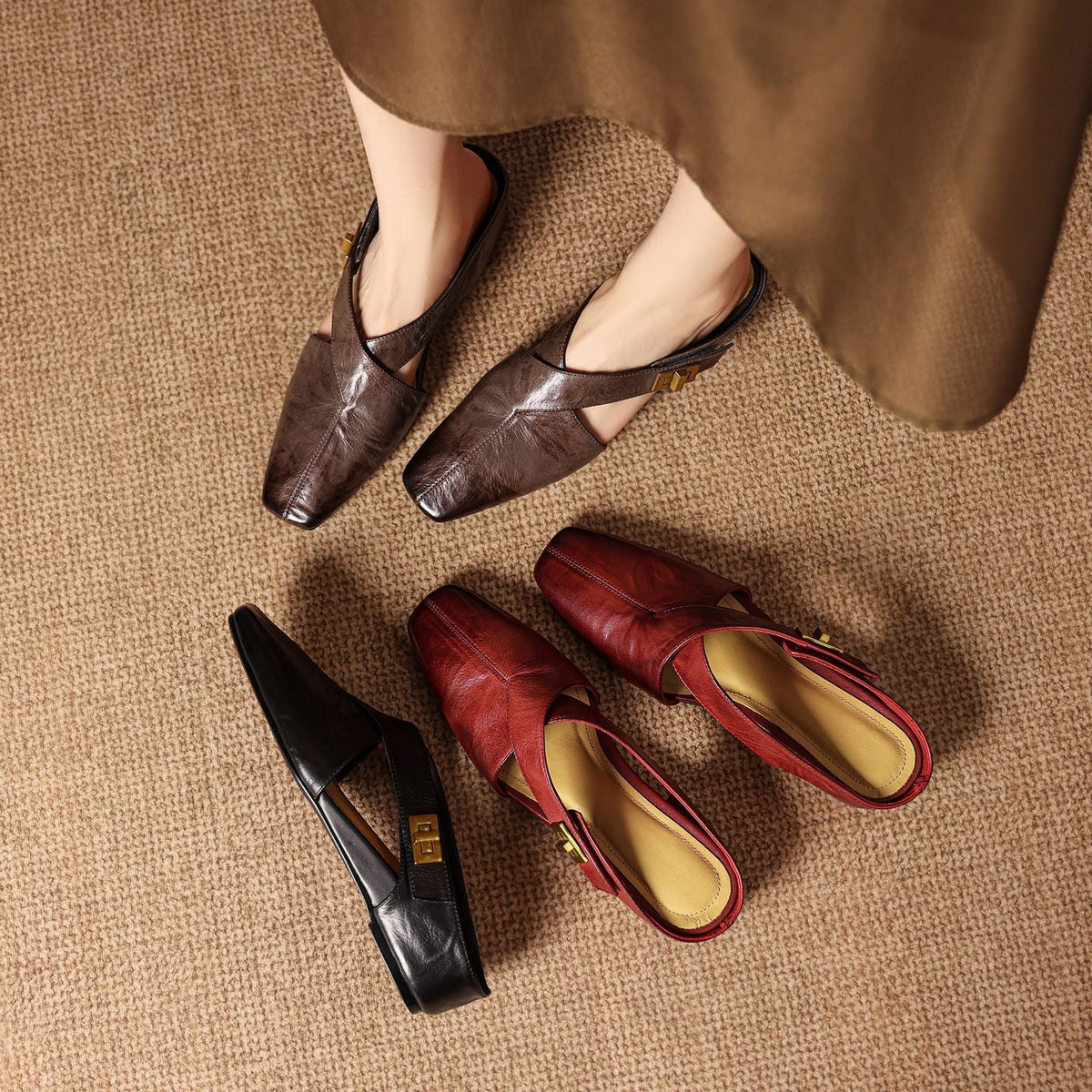 Delysa | Mules in vera pelle con fasce incrociate