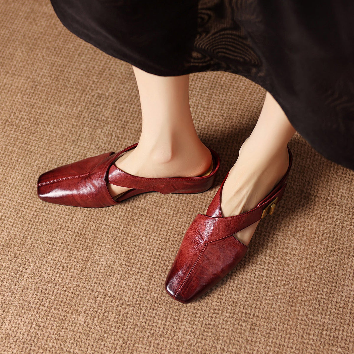 Delysa | Mules in vera pelle con fasce incrociate