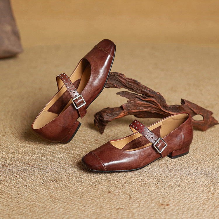 Rima | Mary Jane in vera pelle con borchie