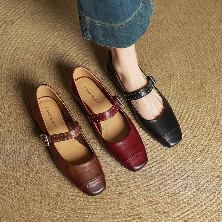 Rima | Mary Jane in vera pelle con borchie