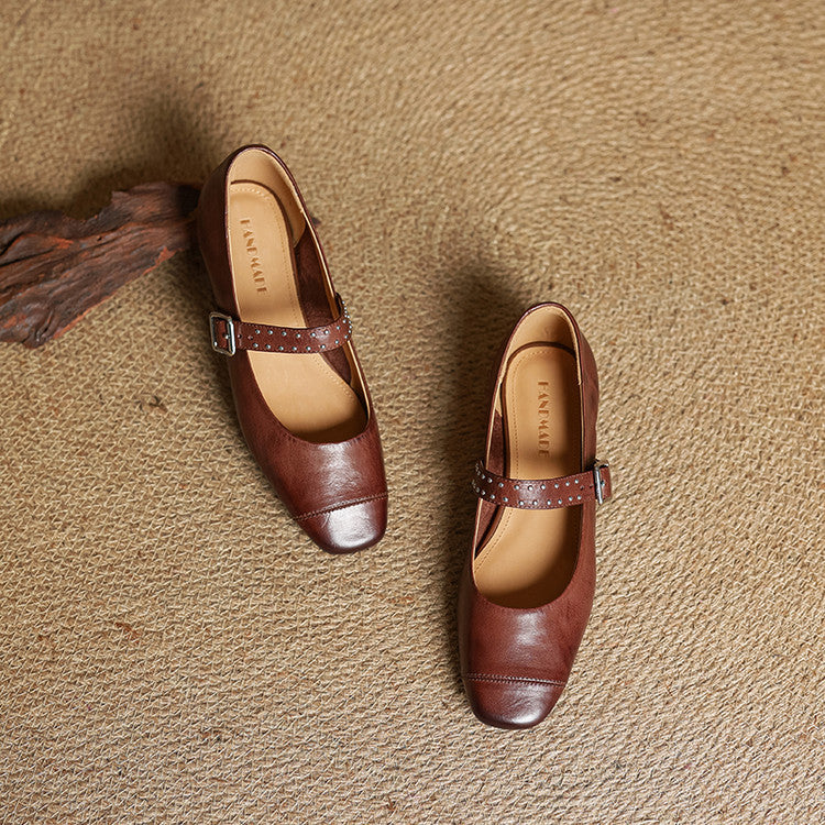 Rima | Mary Jane in vera pelle con borchie