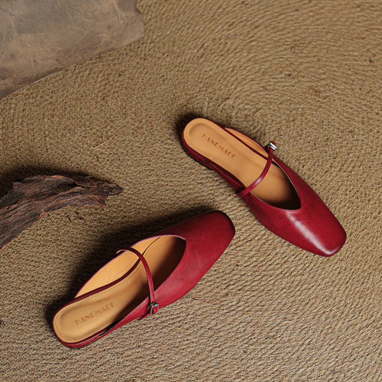 Neva | Mules in vera pelle a punta quadrata