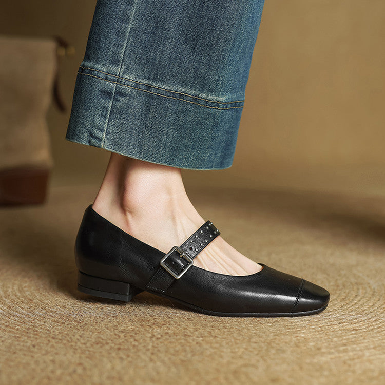 Rima | Mary Jane in vera pelle con borchie