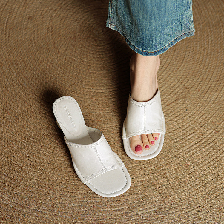 Amira | Mules in vera pelle con tacco cilindrico