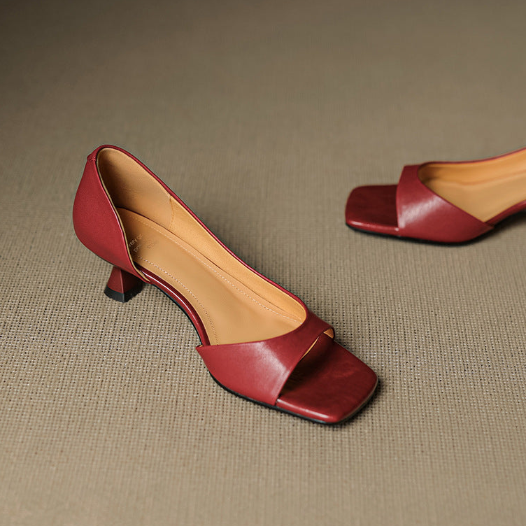 Celin | Décolleté peep-toe con tacco kitten