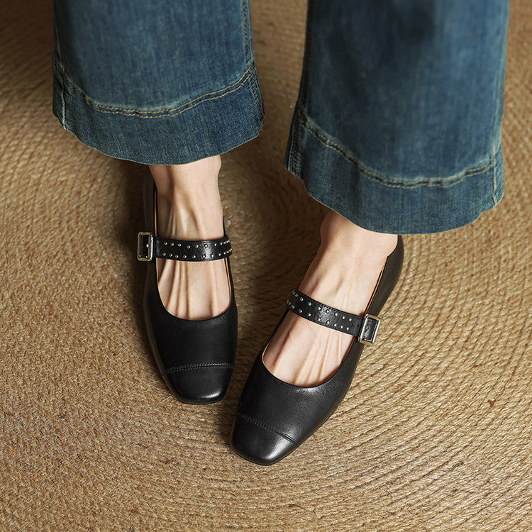 Rima | Mary Jane in vera pelle con borchie