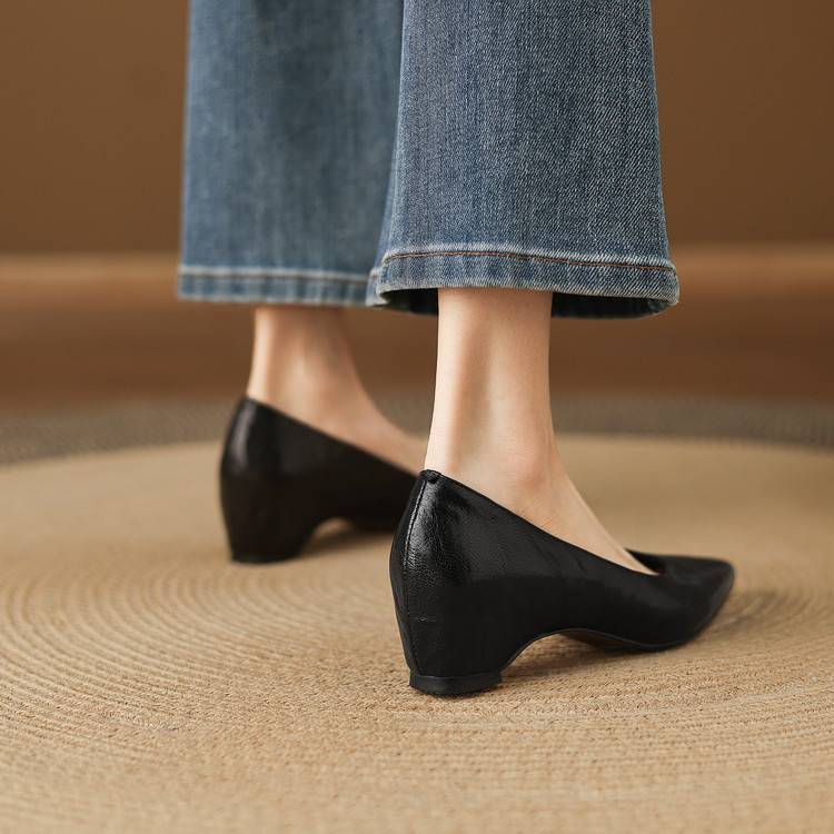 Nolia | Décolleté in vera pelle a punta