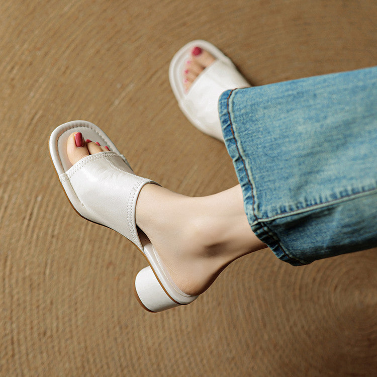 Amira | Mules in vera pelle con tacco cilindrico