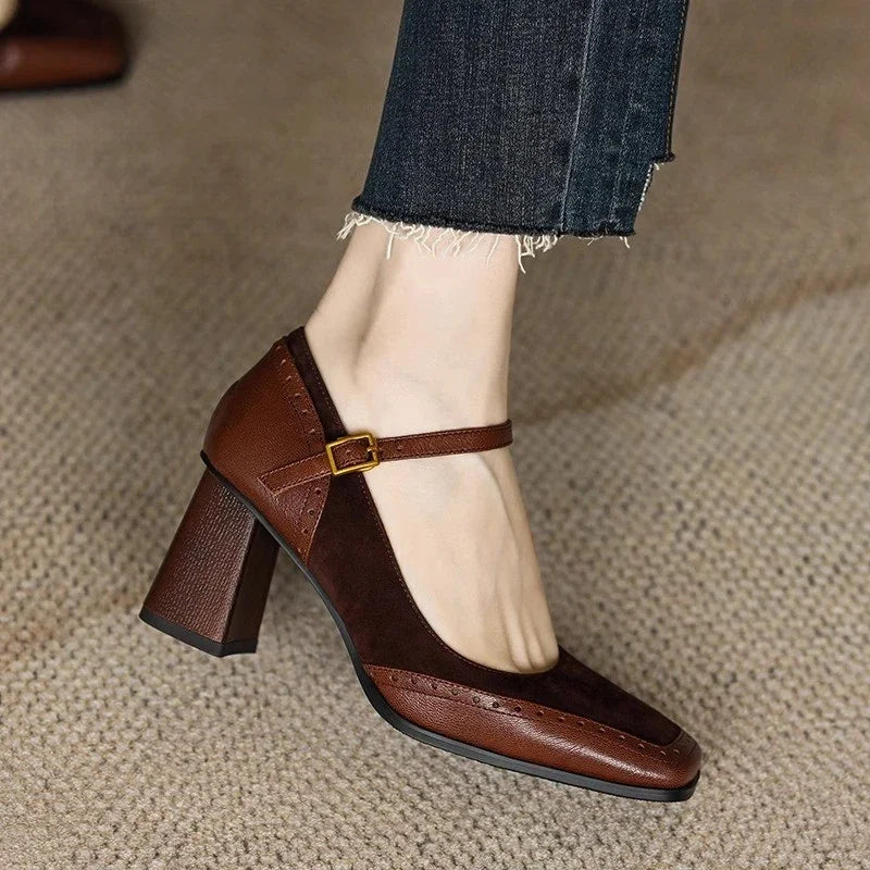 Ellery | Décolleté con cinturino e tacco largo