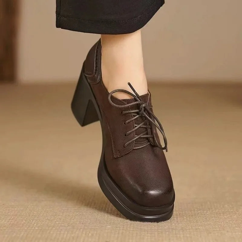 Elsa | Scarpe stringate con tacco largo