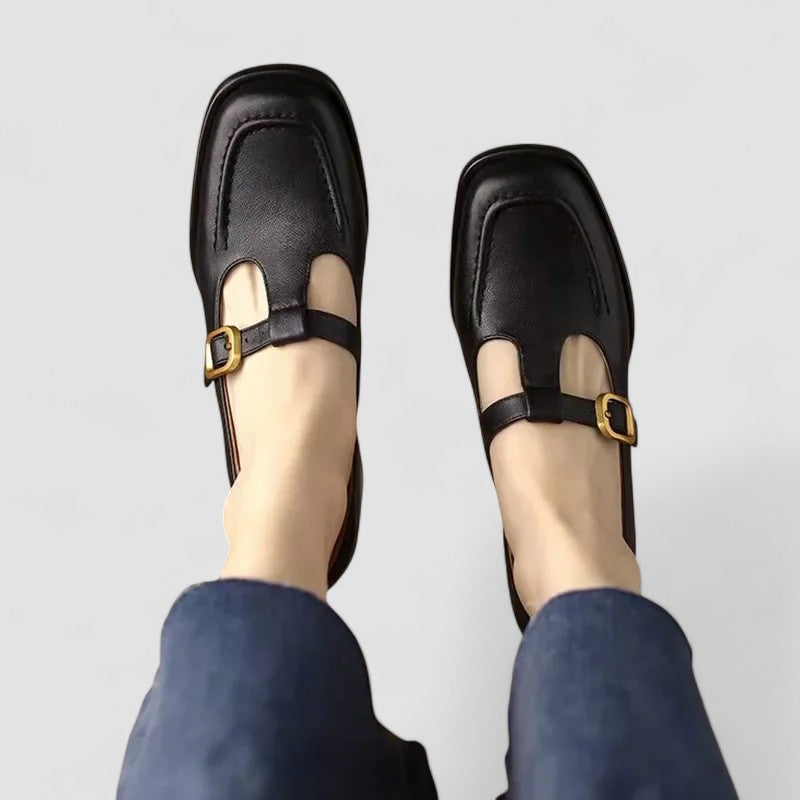 Florence | Scarpe basse con cinturino a T e punta quadrata