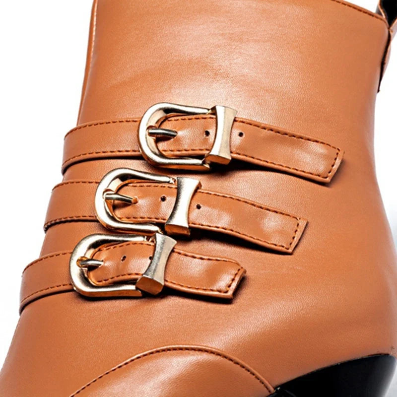 Arden – Stivaletti con tre cinturini e fibbie