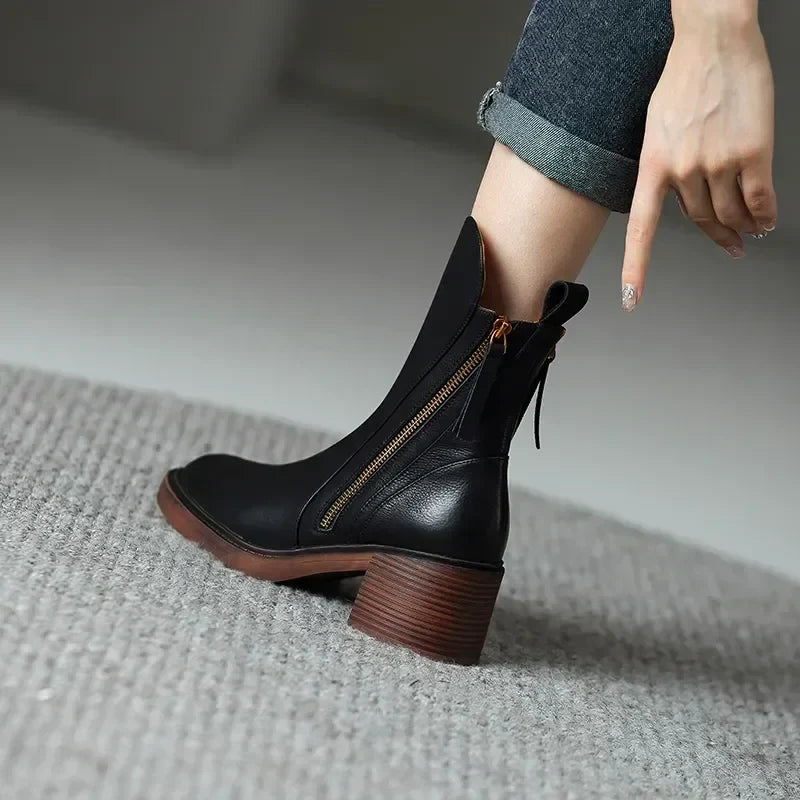 Clara | Stivaletti retro con tacco largo e zip