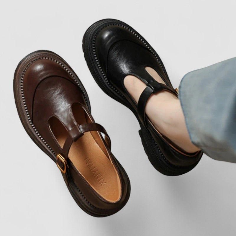 Chloé | Scarpe con cinturino a T e suola carrarmato