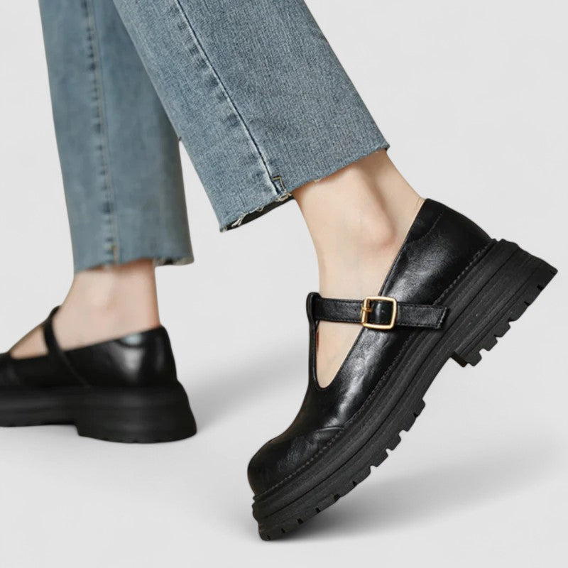Chloé | Scarpe con cinturino a T e suola carrarmato