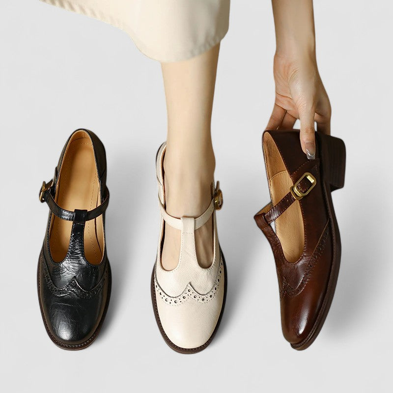 Margot | Scarpe con cinturino a T e traforature