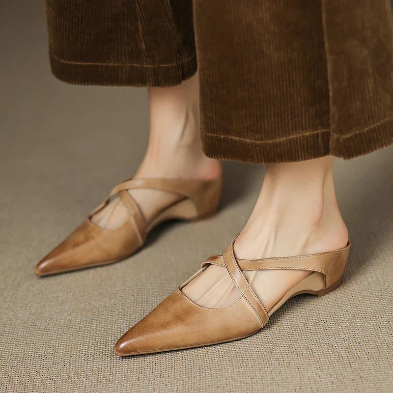 Pamela | Mules in vera pelle a punta