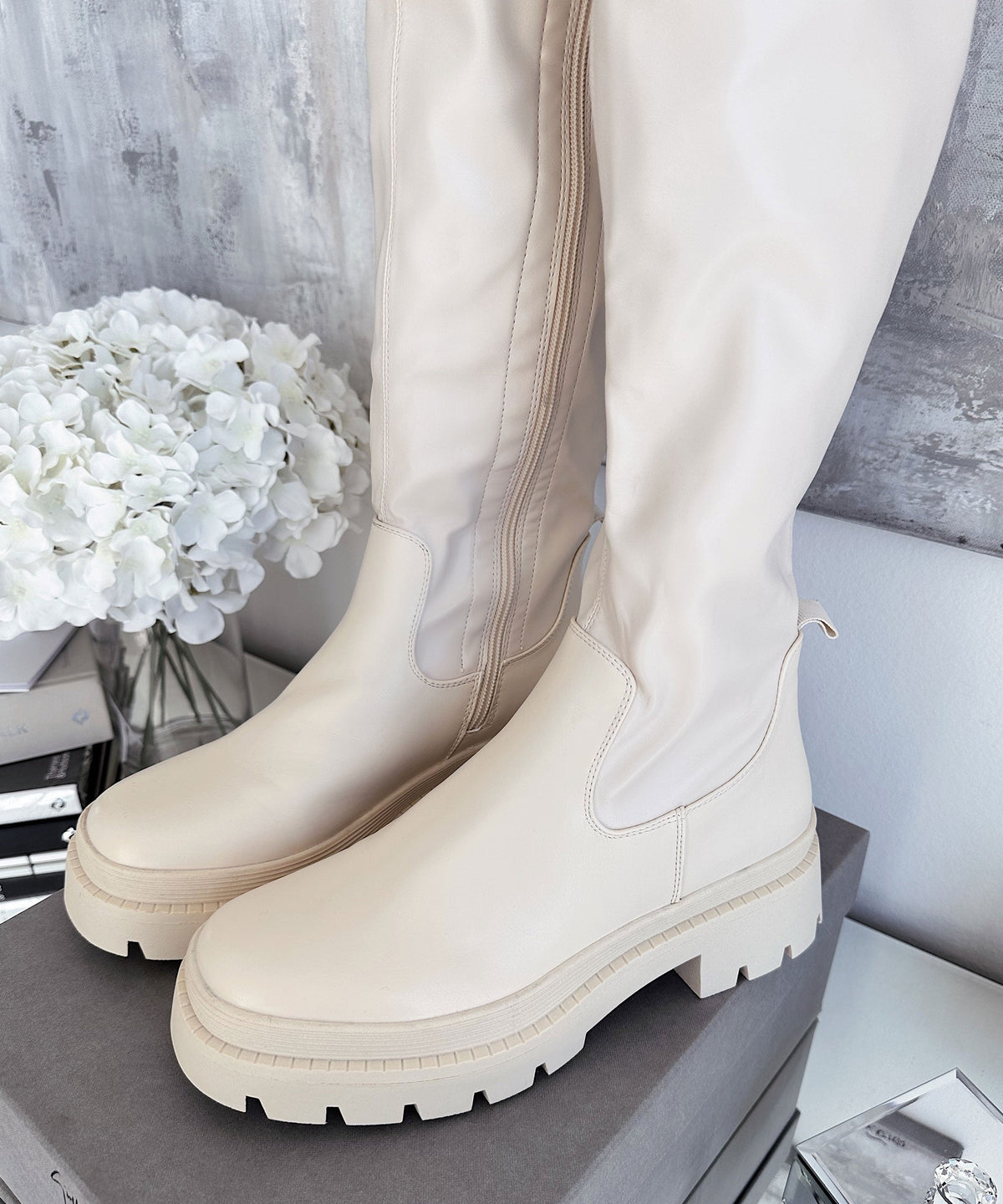 Kinley | Stivaletti con plateau e bordo elastico beige