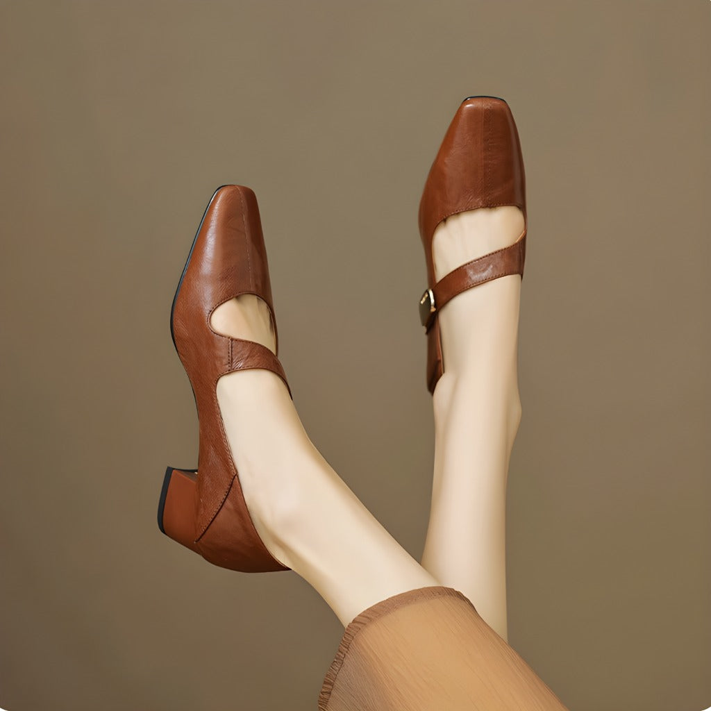Quera | Mary Jane in vera pelle con morsetto