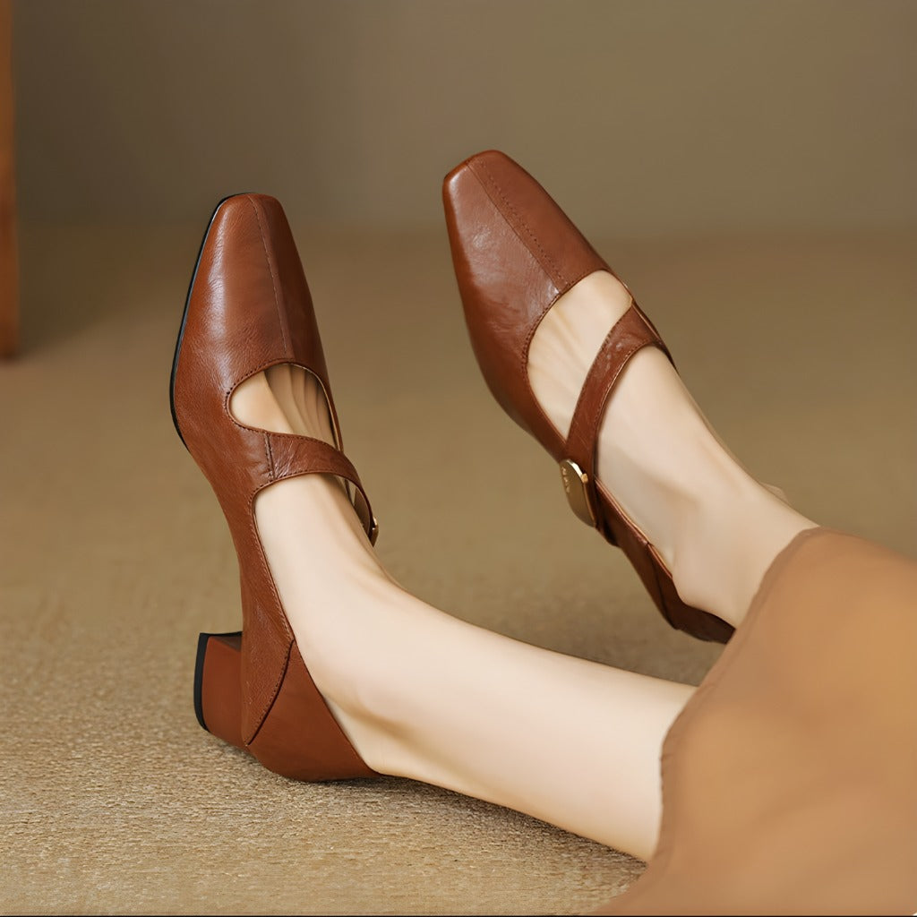 Quera | Mary Jane in vera pelle con morsetto