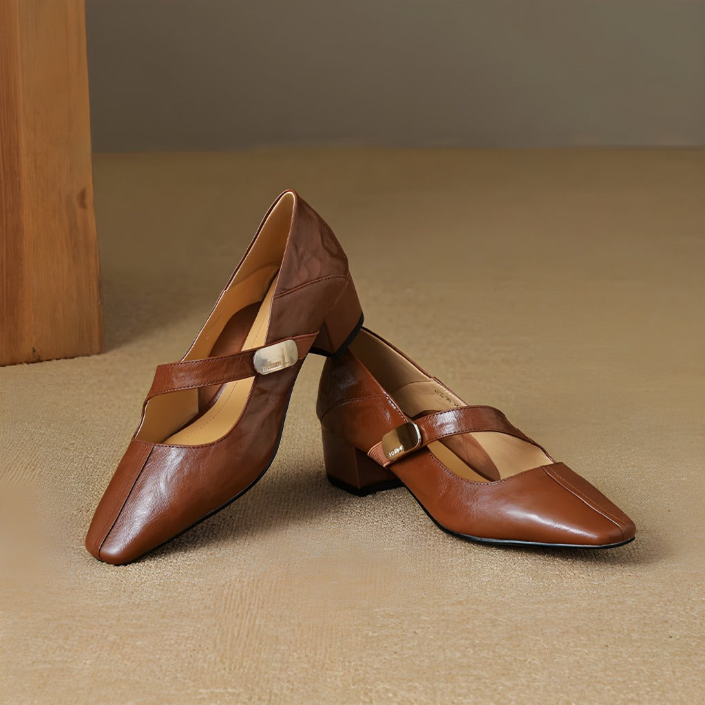 Quera | Mary Jane in vera pelle con morsetto