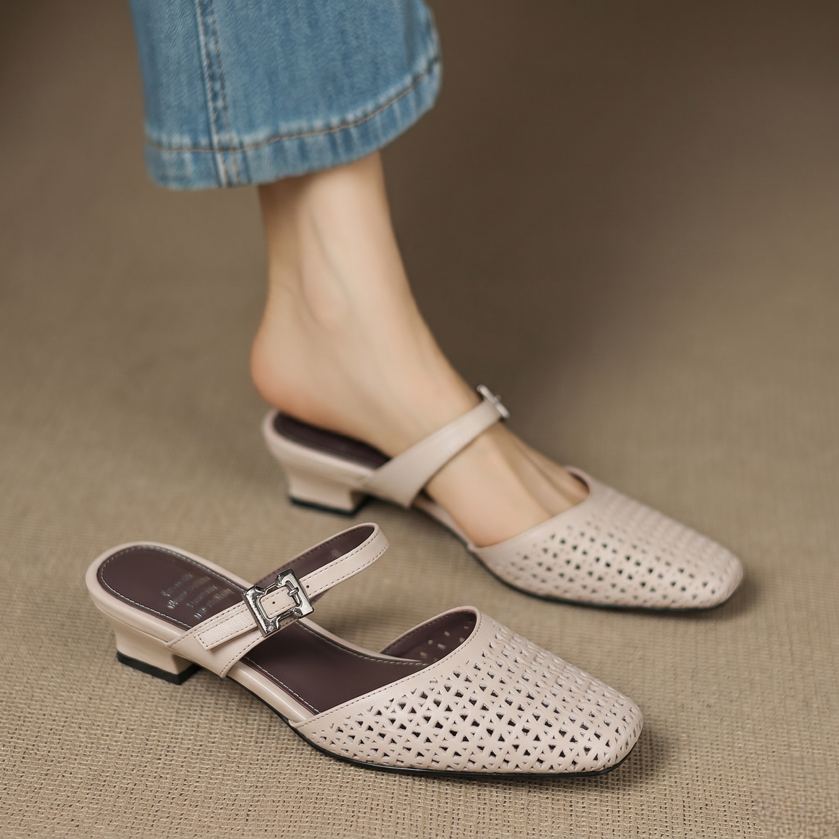 Nilda | Mules in vera pelle traforata