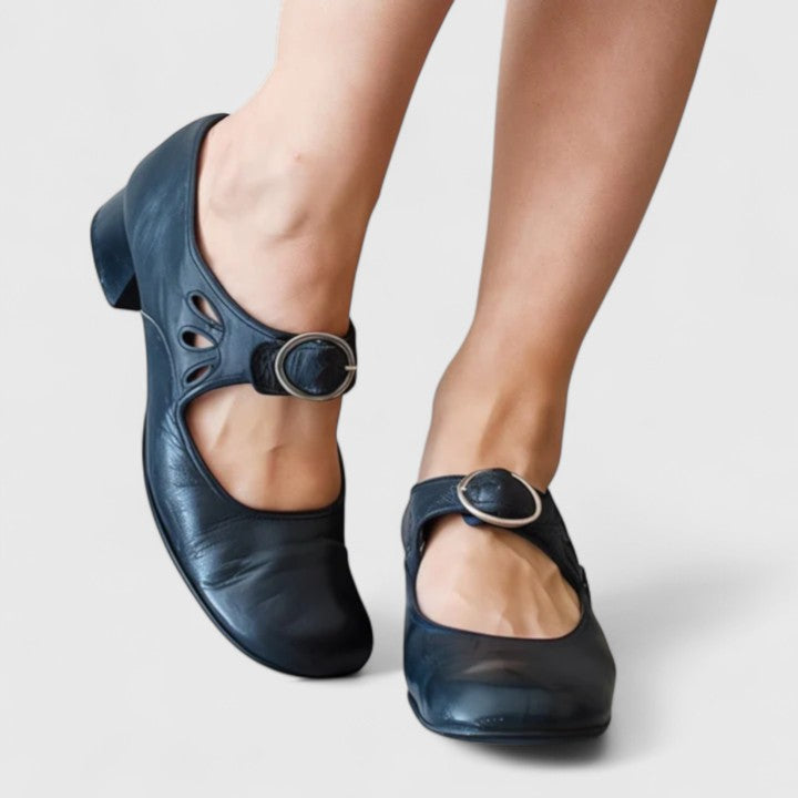 Léa | Mary Jane retro con fibbia tonda