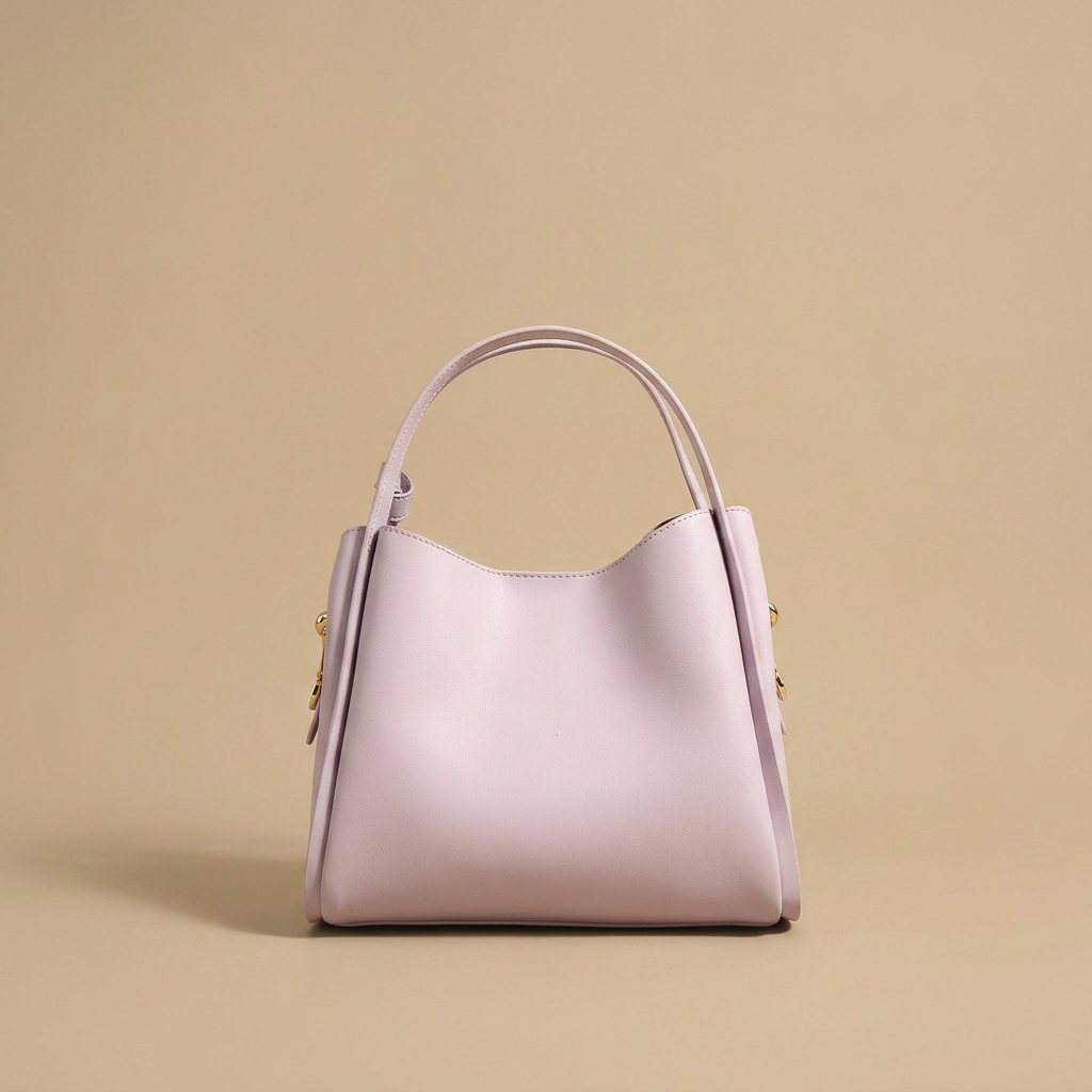 Bolso de Hombro con Hebilla Dorada