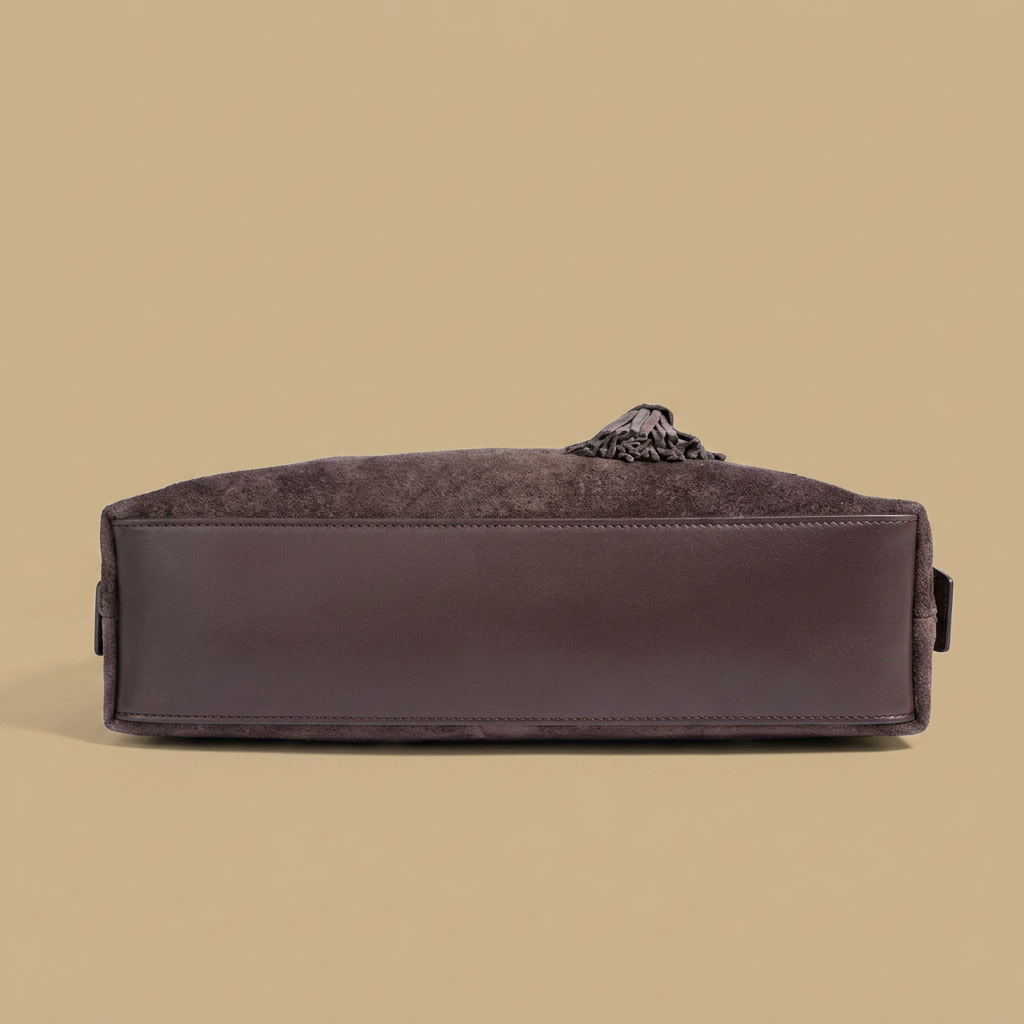 Bolso de Hombro con Acento de Borlas