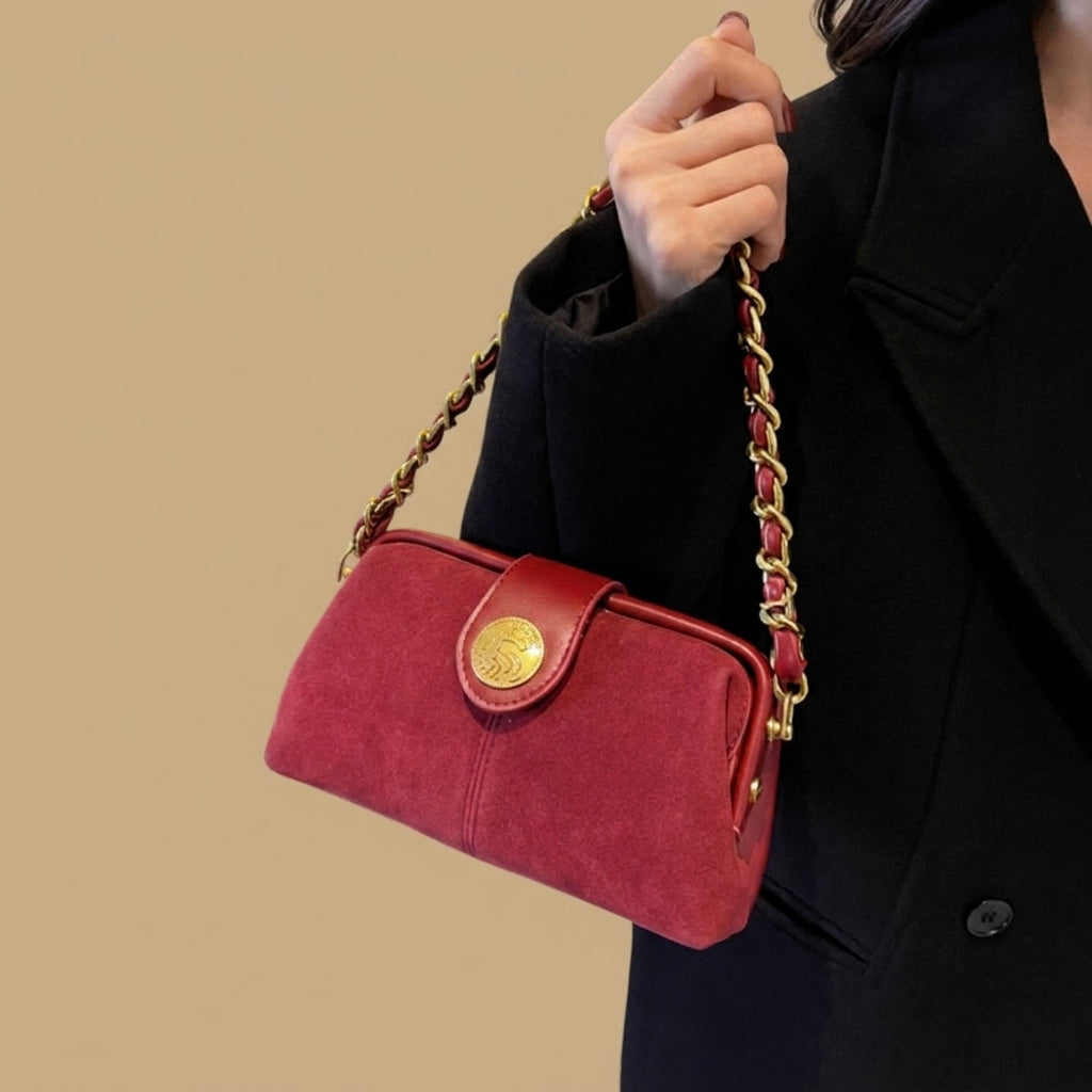 Bolso Cruzado con Cierre de Medallón